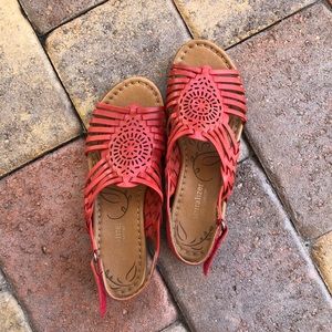 Naturalizer Sandal 6.5 Cardinal Red Wendy